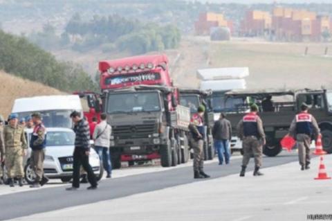 Trucks heading to Syria were stopped by FETO-aligned soldiers as a pretext to claim the Turkish government was supporting DAESH